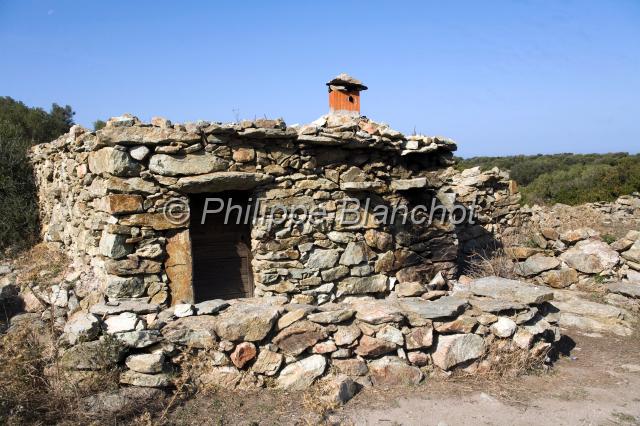 france corse 30.JPG - Village terricheDésert des AgriatesHaute Corse